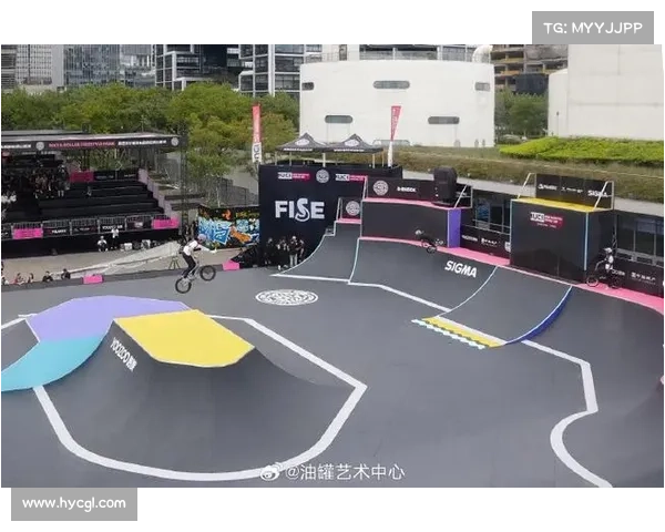 极限运动嘉年华上海盛大开幕 滑板与小轮车激烈对决引爆现场 极限运动嘉年华上海盛大开幕 滑板与小轮车激烈对决引爆现场
